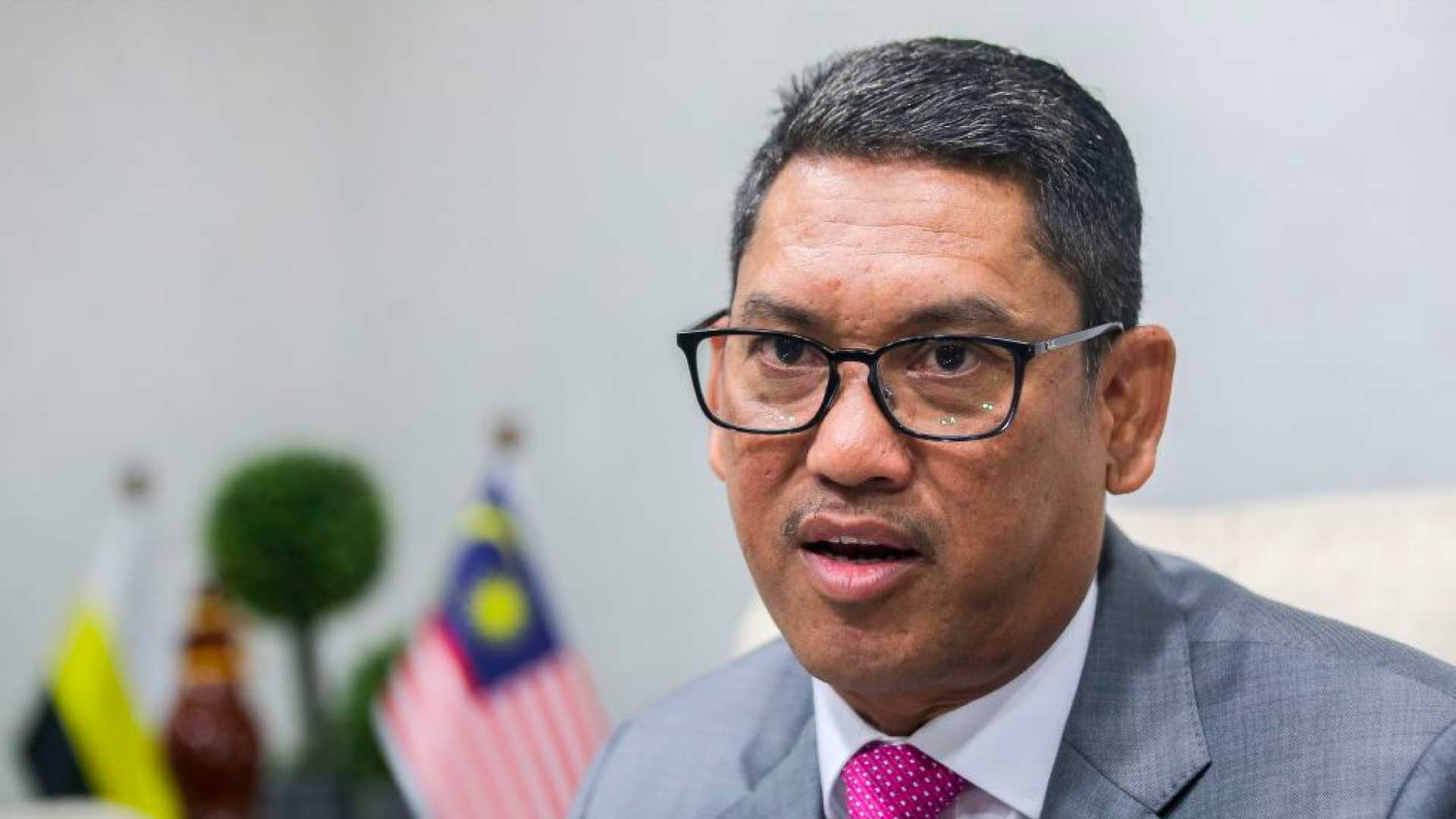 Ahmad Faizal Azumu Tambun MP