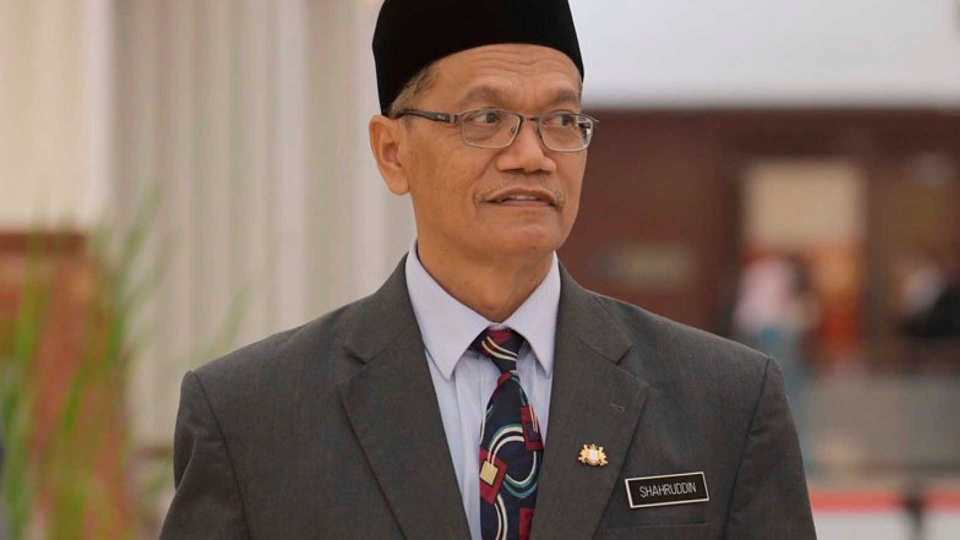 Dr Shahruddin bin Mohd Salleh Sri Gading MP